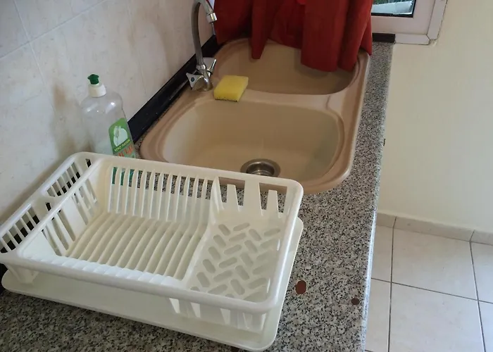 Sunny Σβορωνάτα